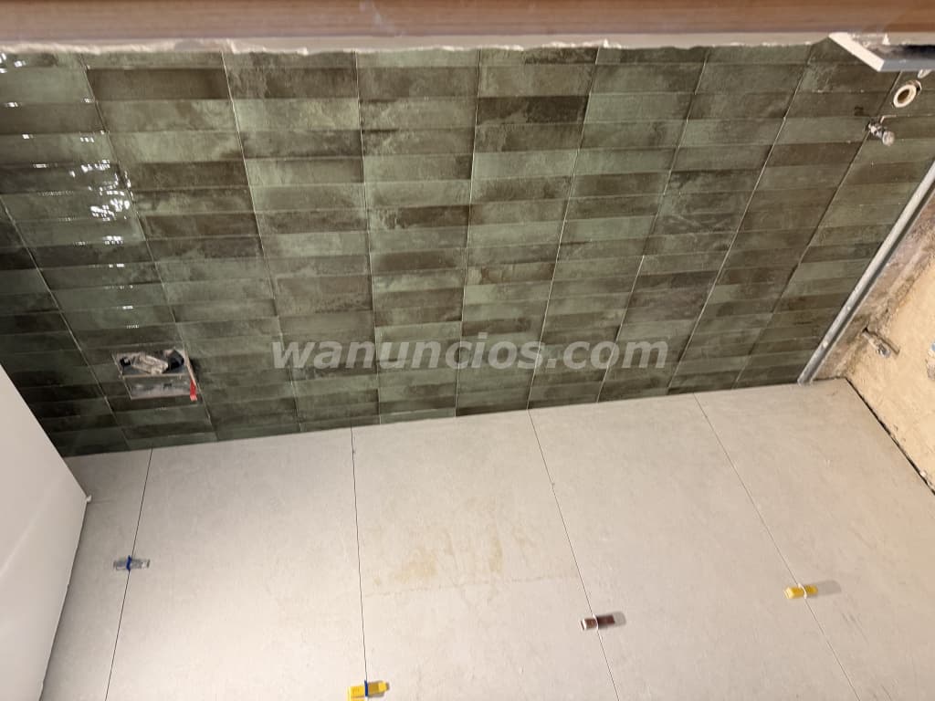 INSTALACIONES DE LOSAS MARMOL PIEDRA CORALINA Y MÁS (ARIA METRO) 2