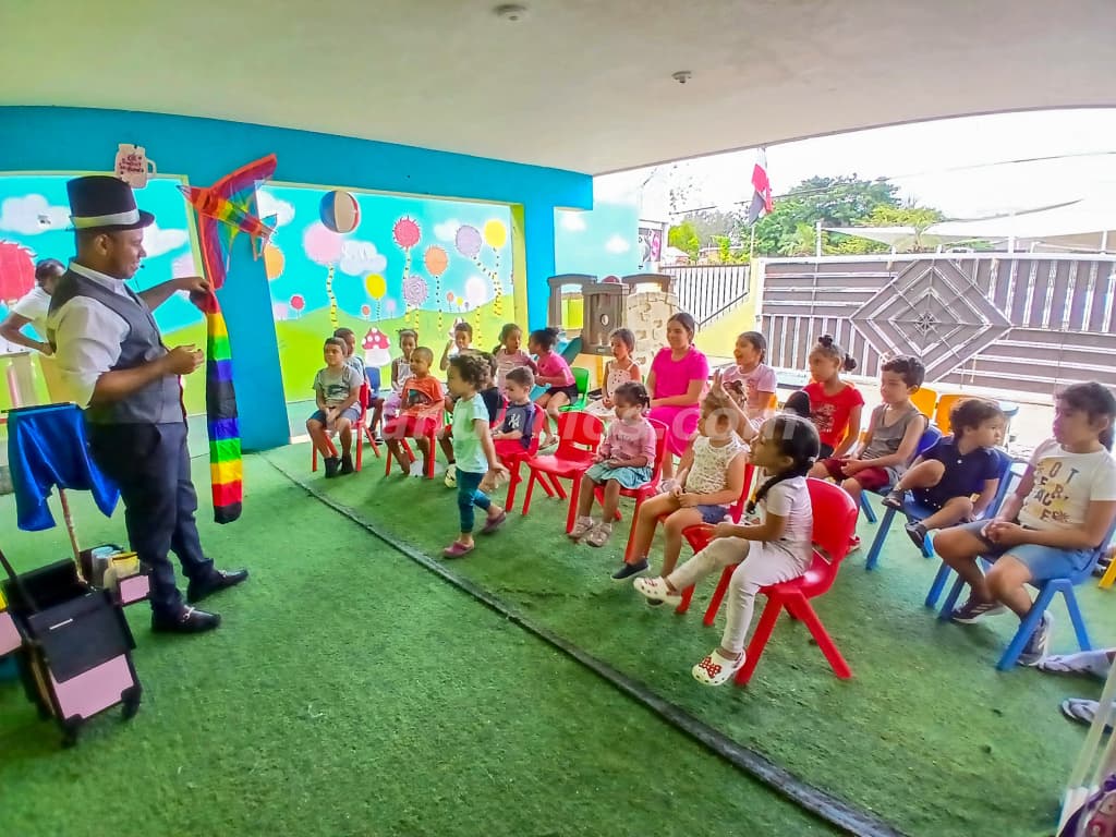 MAGIA EN VIVO EN SANTO DOMINGO! Convierte tu evento en un espectáculo 2
