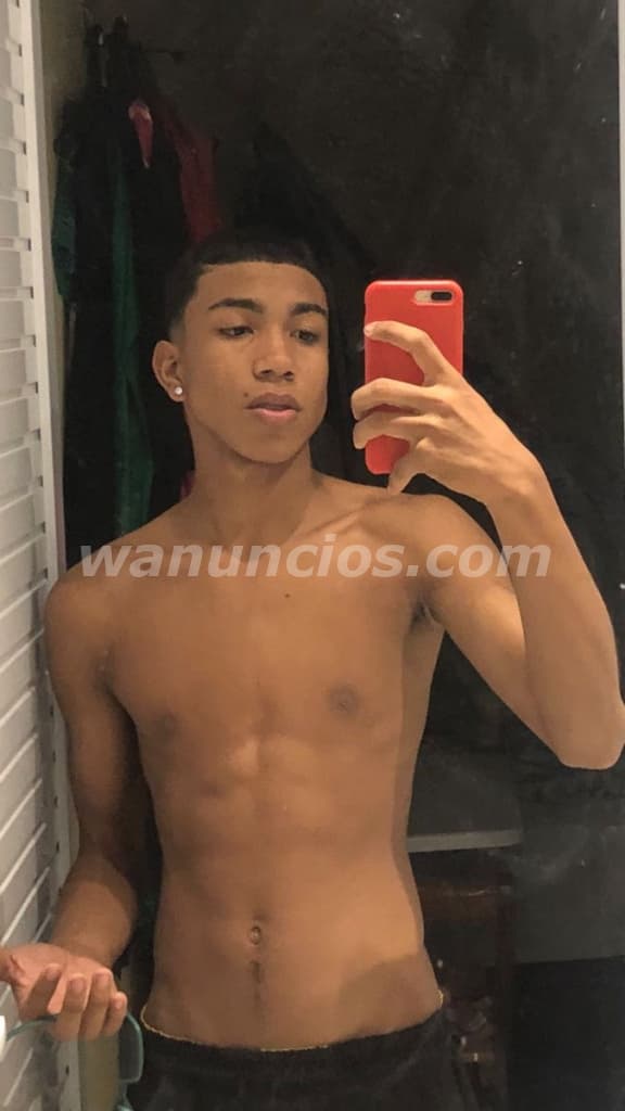 Chico versátil o para cumplir tu fetiche fantasía y deseo (Distrito Nacional)