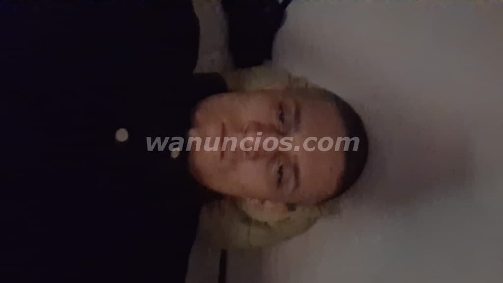 Soy Hombre busco mujeres o dinero tengl 23 años soy guapo (Heredia)