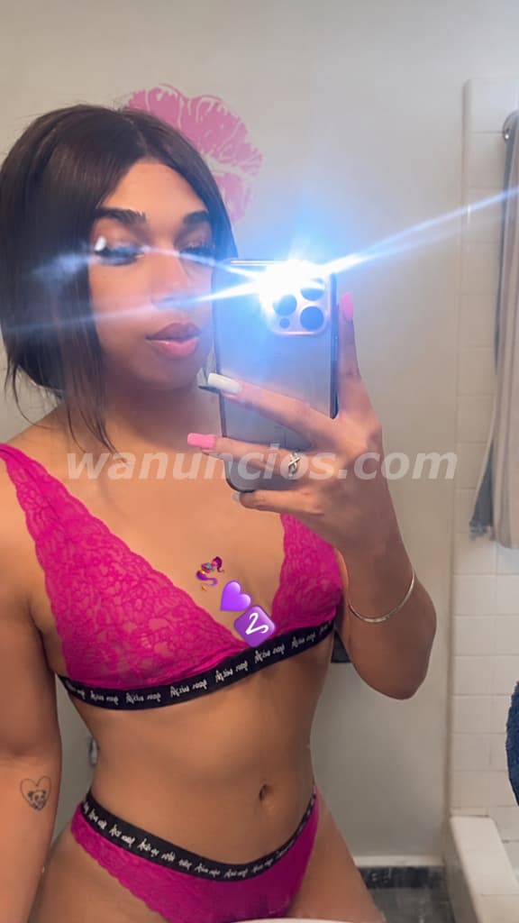 RICA , BELLACA ,LINDA , Y SUCIA PERO CON TIGO EN LA CAMA PAPI RICO (Carolina)