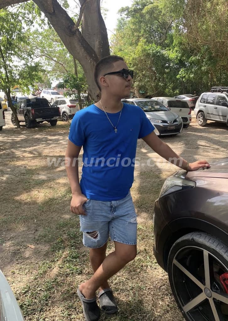 Chico joven de 22 años que busca conocer hombres varoniles (Perejil Ph Pérez hill)