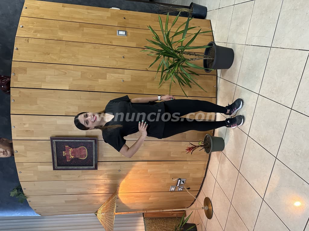 Masajista profesional, servicio al cliente. (Escazu)