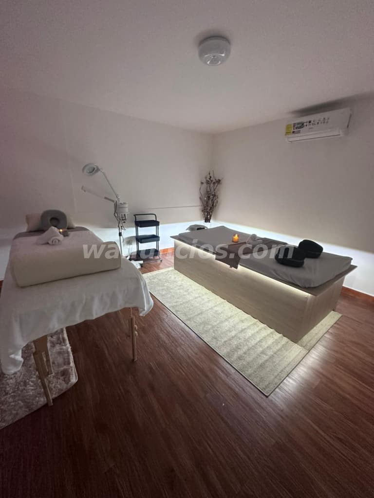 Terapeuta profesional masajista depilación limpieza facial profunda masajes (Obarrio) 2