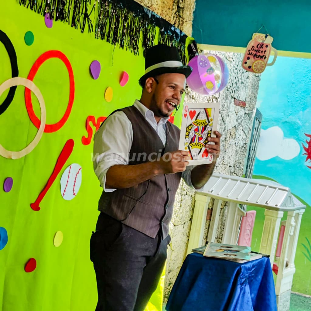 Convierte tu evento en un espectáculo inolvidable con el Mago Almanak 5