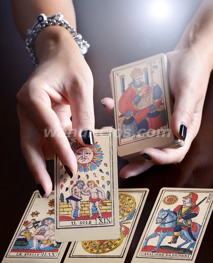 Tu intuición mas las cartas "CLARIDAD EN TU DESTINO" (Panama)