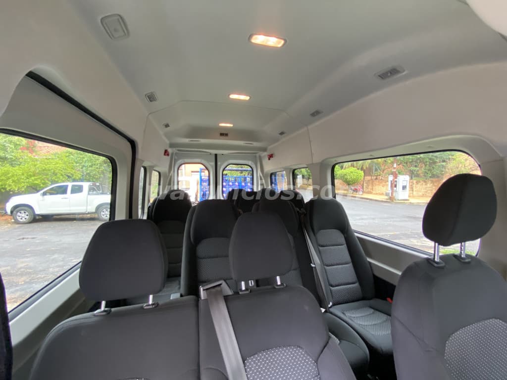 Alquitler de Minibús VIP - ASUNCIÓN - INTERIOR (Asunción - Interior) 5