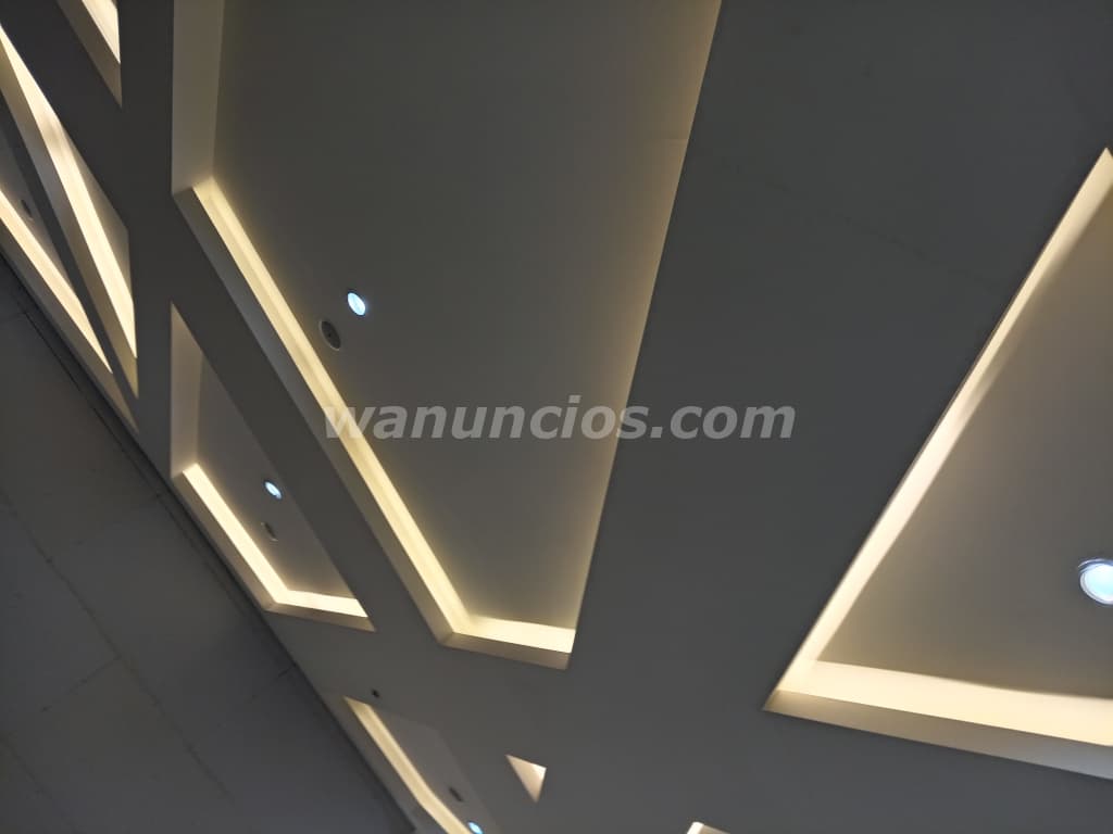 Hola hago trabajos en electricidad, pongo apagadores,tomas, peinó caja de breker (Alajuela, barrio s