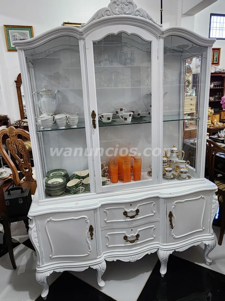 Antigüedades Roa, ventas de vitrinas en Gurabo, Santiago, Republica. Dominicana (Gurabo) 2