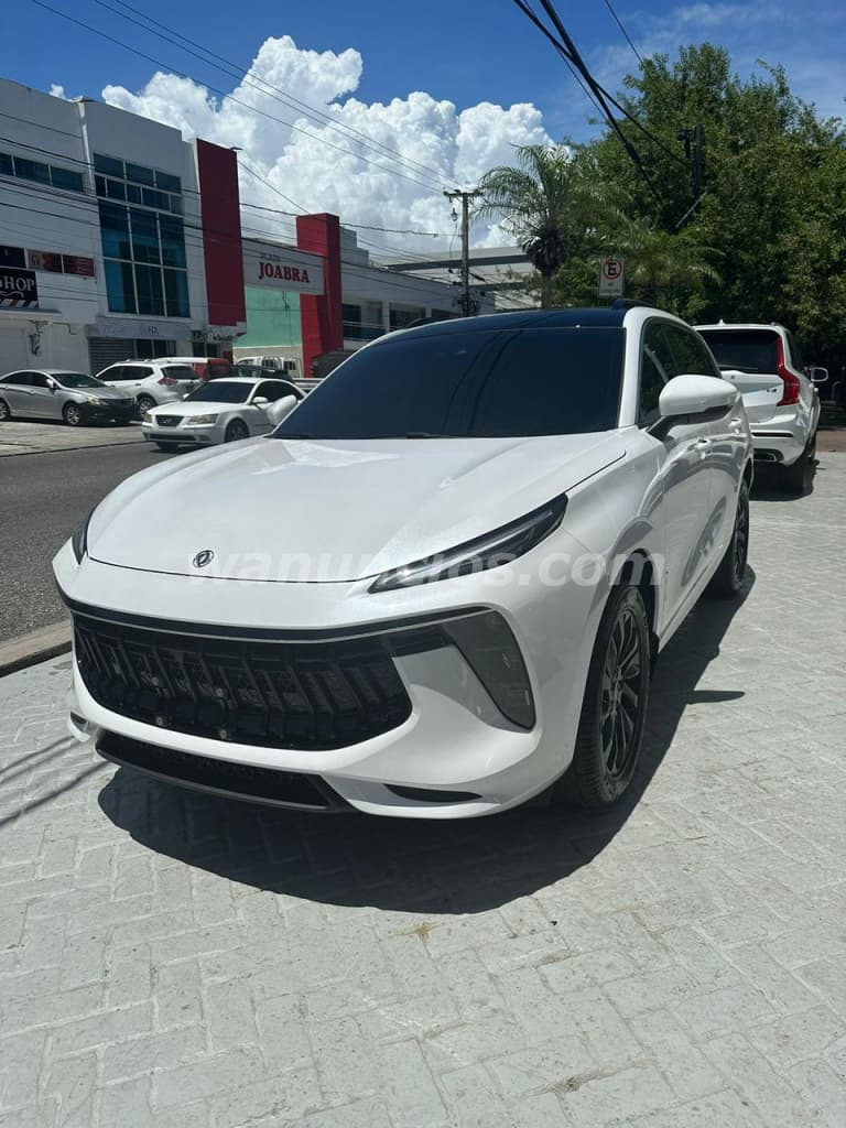 Luxury Rent Cars para ejecutivos!! (Alquiler de Carros y Jeepetas) (Todo el pais) 5
