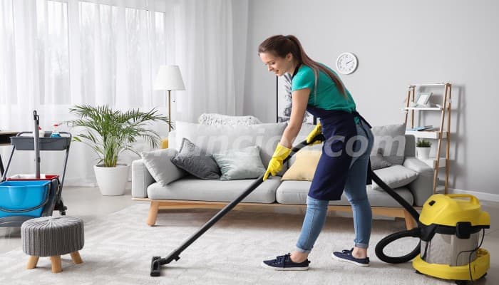 Se busca personal para limpieza de apartamentos (Iglesia del Carmen)
