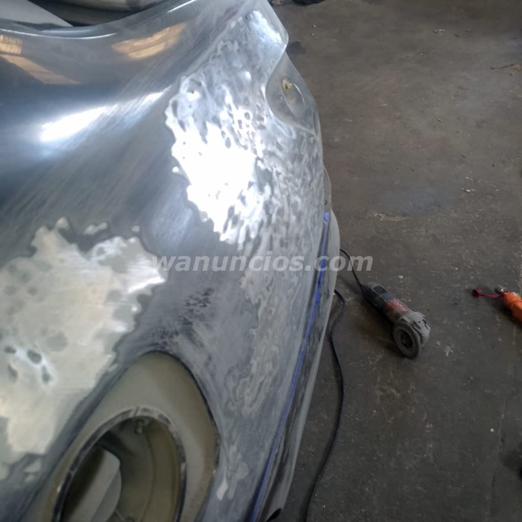 En RenovaCar somos expertos en enderezado y pintura automotriz. (Lourdes colon) 2