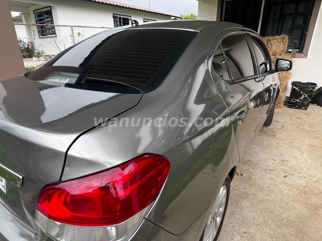 3.900 US$ - SE VENDE MIRAGE G4 2017 excelente condición, precio NEGOCIABLE (David) 2