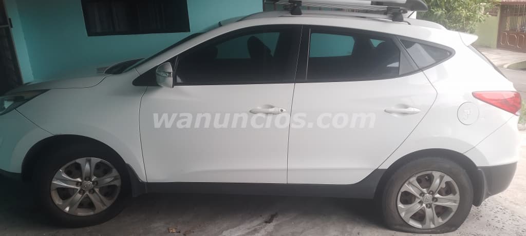 2.200 US$ - Se Vende Hyundai Tucson 2014 tal y como está (Brisas del Golf) 3
