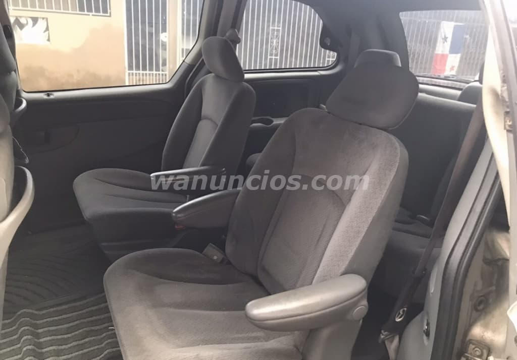900 US$ - Vendo Dodge Caravan 2005, motor 3.3L, "Donde esta y como esta" 3