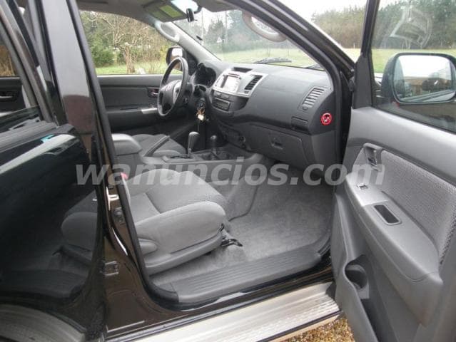 5.500 US$ - Toyota Hilux Iii 171 D-4d Ilustra Doble Cabina 2