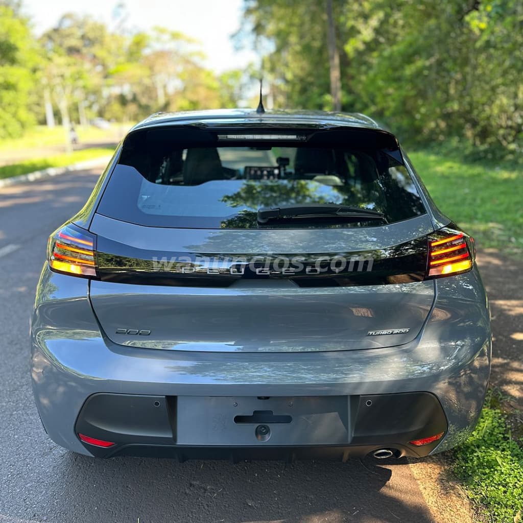 6.800.000 Pesos - PEUGEOT 208! RETIRA EN DICIEMBRE Y PATENTA 2026!!!! (Villa Maria Cordoba) 2