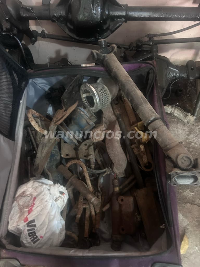Partes para Jeep año 1965 CJ5. Son piezas unicas y dificiles de encontrar! (Santa Tecla) 2