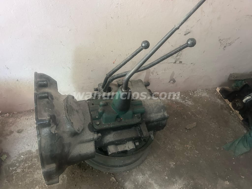 Partes para Jeep año 1965 CJ5. Son piezas unicas y dificiles de encontrar! (Santa Tecla) 4