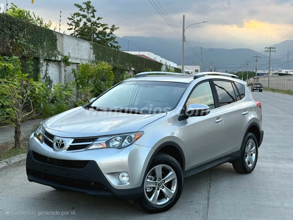 320 Lempiras - Se Vende RAV4 2014 automatica color gris (San Pedro Sula)
