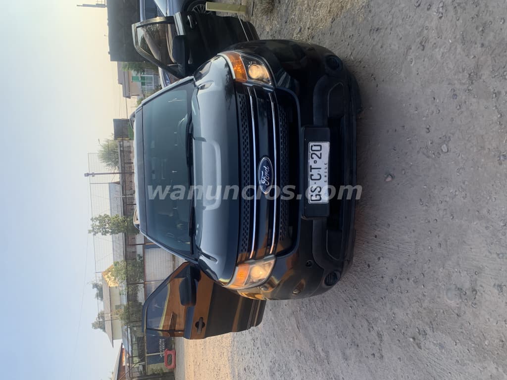 8.300.000 Pesos - Vendo Ford explore 2.0 modelo ecobost 2014 (Centro)