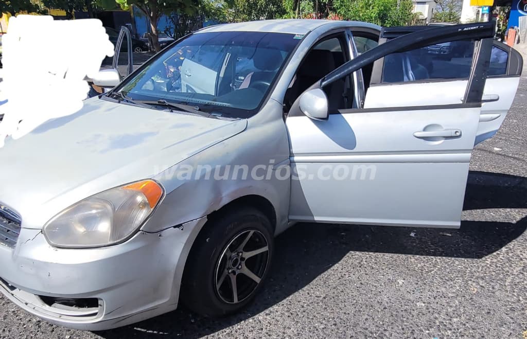 5.000 US$ - Hyundai Accent 2011 Automatico a toda prueba (Traspaso Directo) (Alta vista y Soyapango) 2