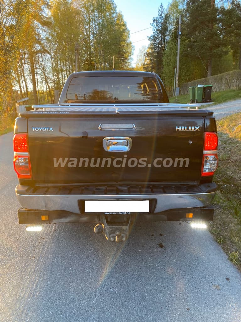 2.500 € - Toyota HiLux Año del modelo: 2012 Kilometraje: 285.533 km (orense) 2