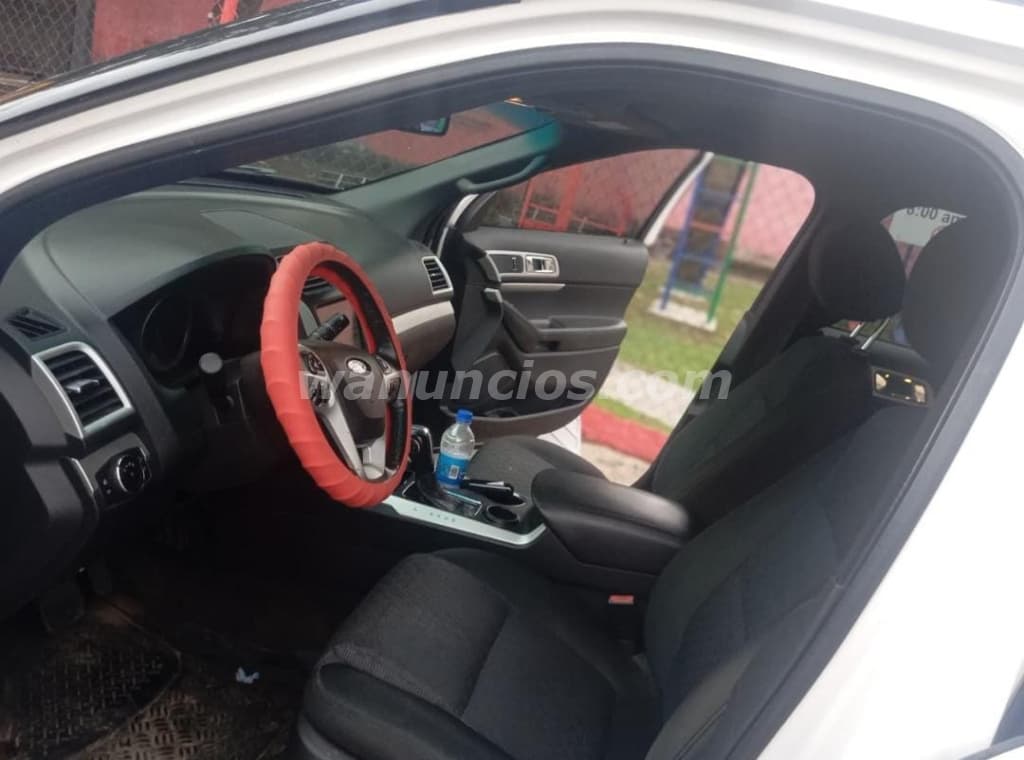 5.700 US$ - Venta de vehiculo en muy buen estado Ford Explorer 3