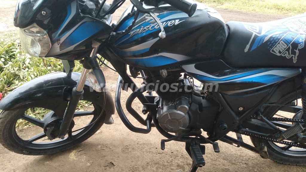 620 US$ - Bonita moto discover 100st documentos al dia. (Sabana grande) 2