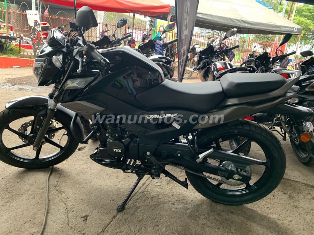 1.860 US$ - MOTOCICLETA TVS RAIDER 125 CC STREET AÑO 2025 (MANAGUA)