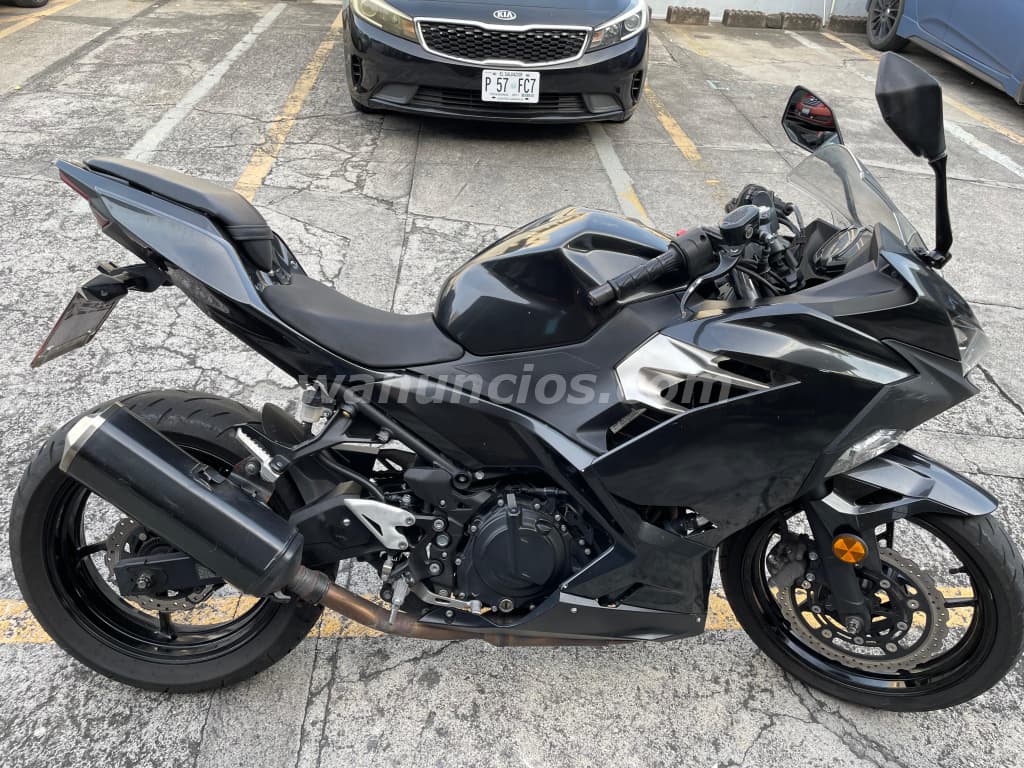 4.500 US$ - Kawasaki Ninja 400 2022 En excelente estado Lista para rodar (San Salvador) 5