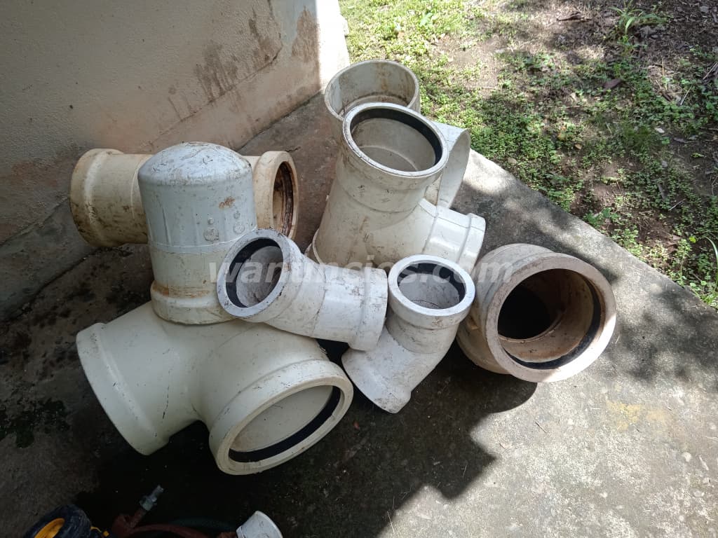 400 US$ - Vendo partes de tuberias industriales de agua. (David)