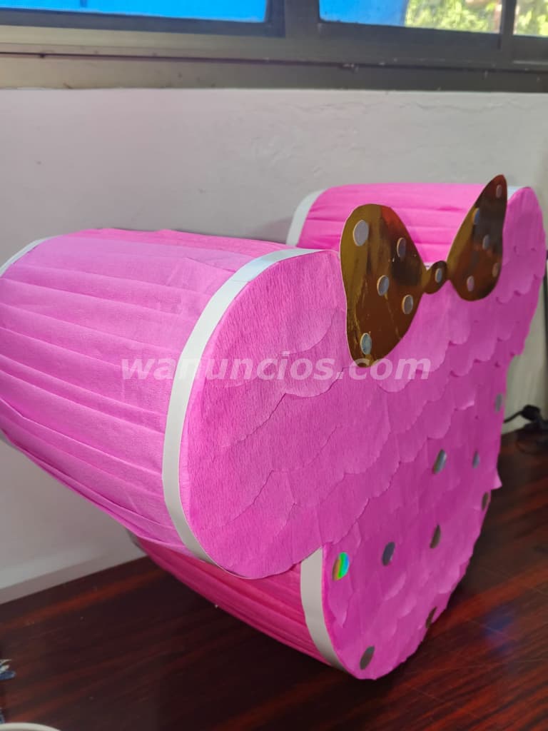 15 Balboas - Buzón de cumpleaños cabeza Minnie rosada