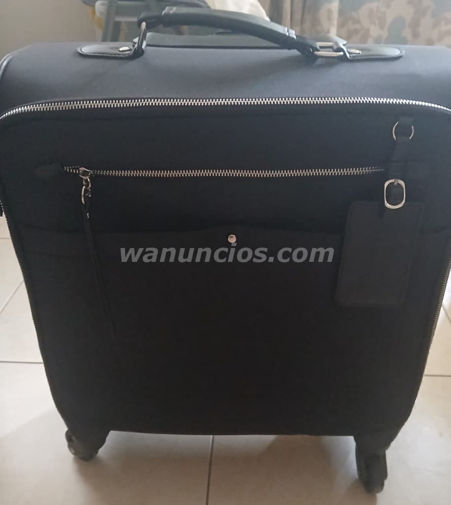 90 US$ - Vendo maleta tipo de cabina en color negro