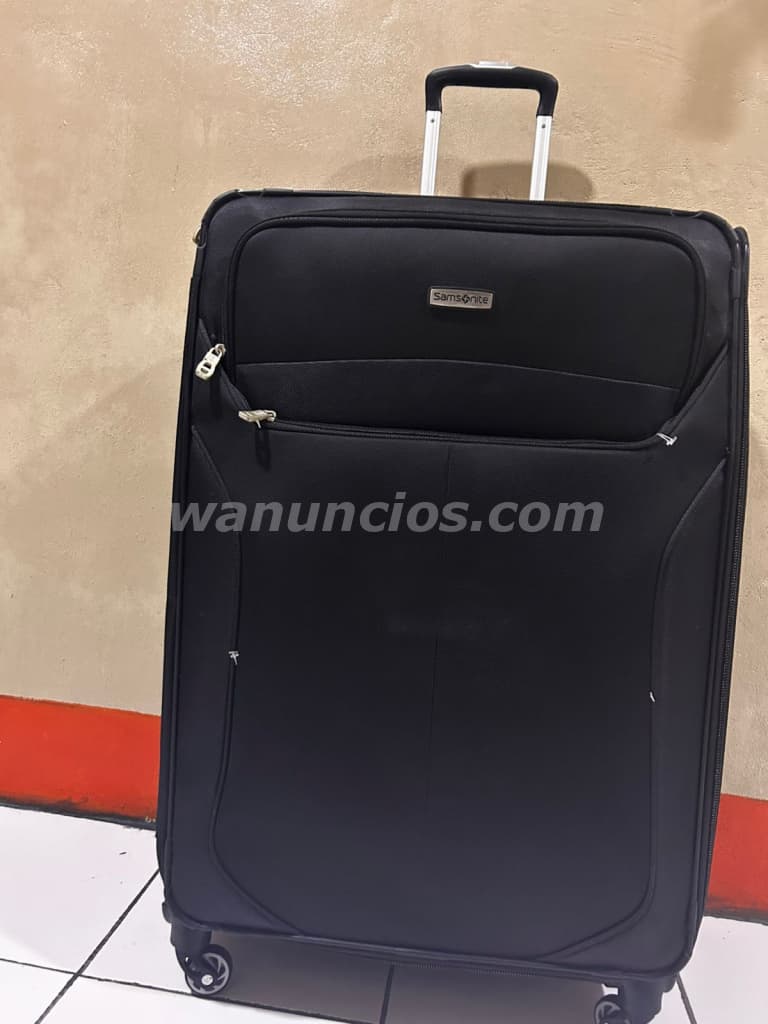 3.200 Córdobas - Se vende maleta grande para viajes capacidad de 70 lbs (Altagracia)