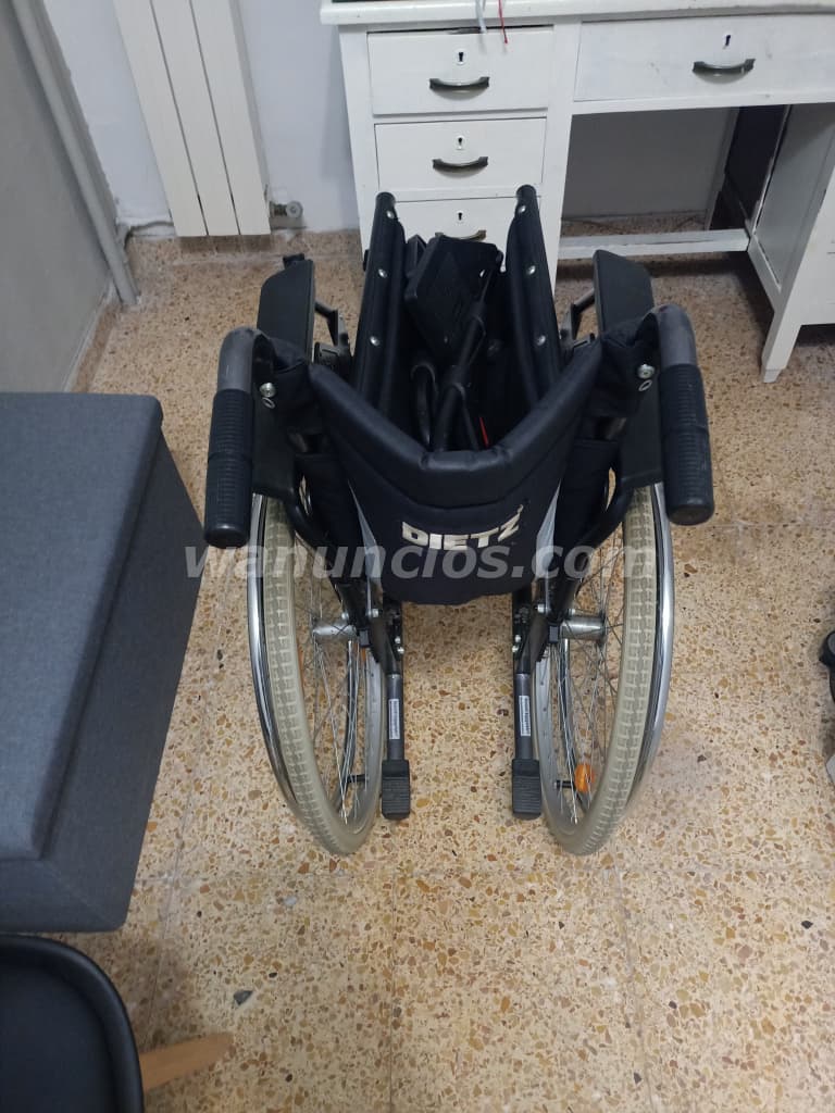 70 € - Vendo silla ruedas plegable seminueva buen estado (Cornellá de Llobregat) 5