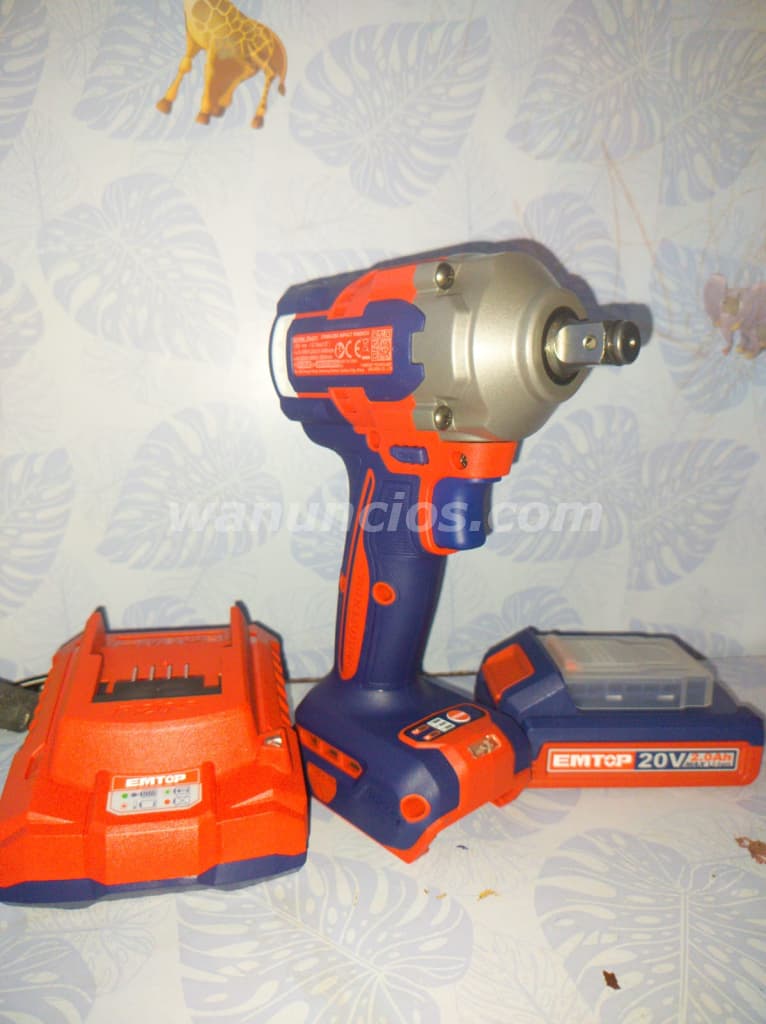 85 US$ - Combo de llave de impacto batería y cargador (Santiago) 3