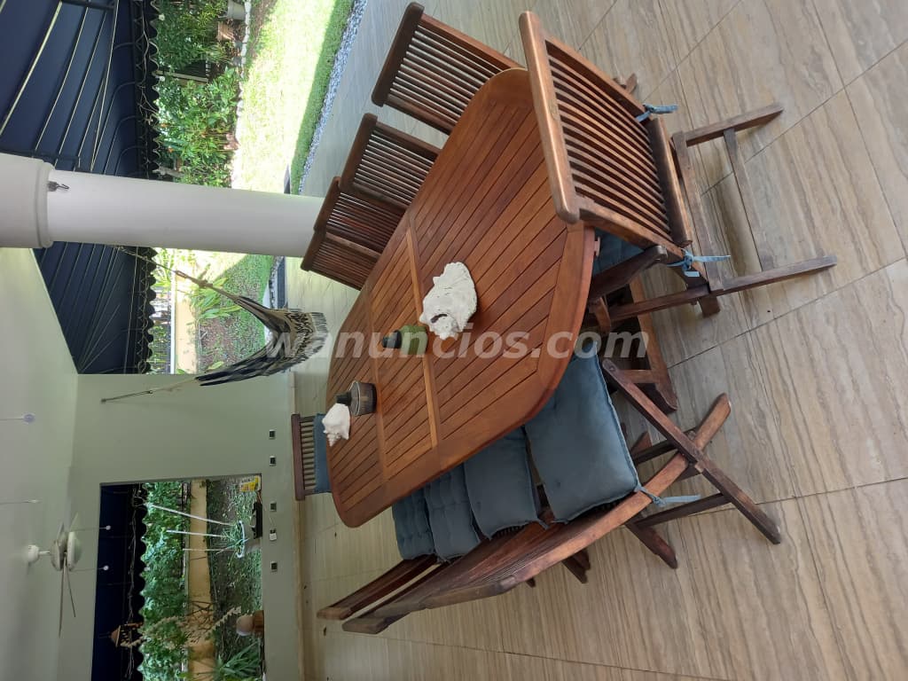 800 US$ - Se vende mesa de madera teca para exterior (El Dorado)