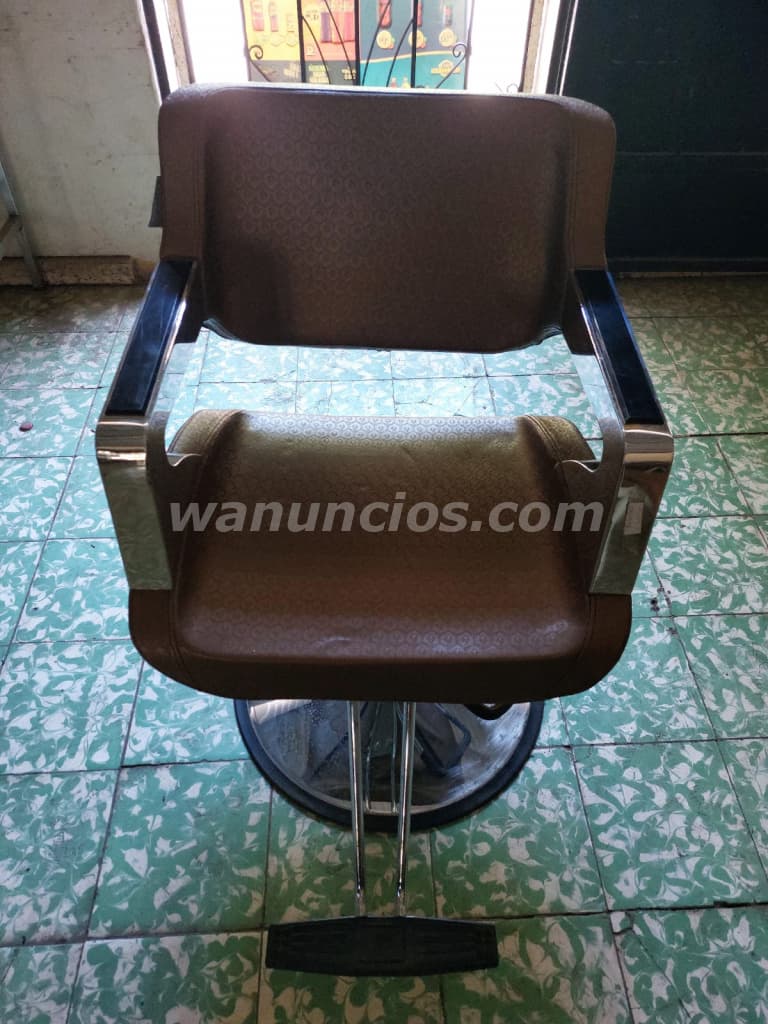 195 US$ - Silla para salon de belleza o barbería seminueva (San Miguel)