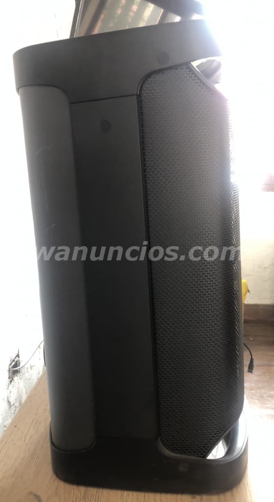 650 Soles - PARLANTE DE PIE SONY SRS-XP500 MUYPOCO USO (chorrillos) 4