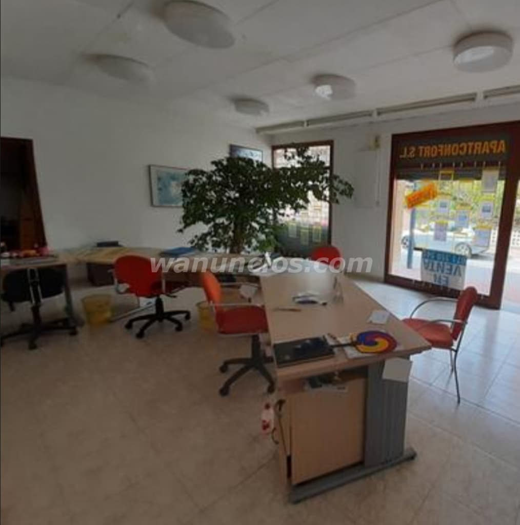 500 € - Mesa de oficina moderna bicolor en Estartit (Estartit Gerona) 2