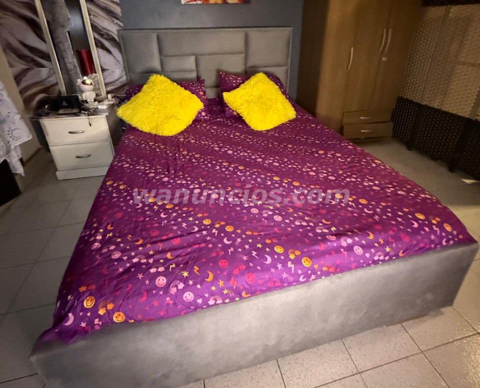 650 US$ - SE VENDE CAMA EN BUEN ESTADO CASI NUEVA CON COLCHON (Avenida peru)