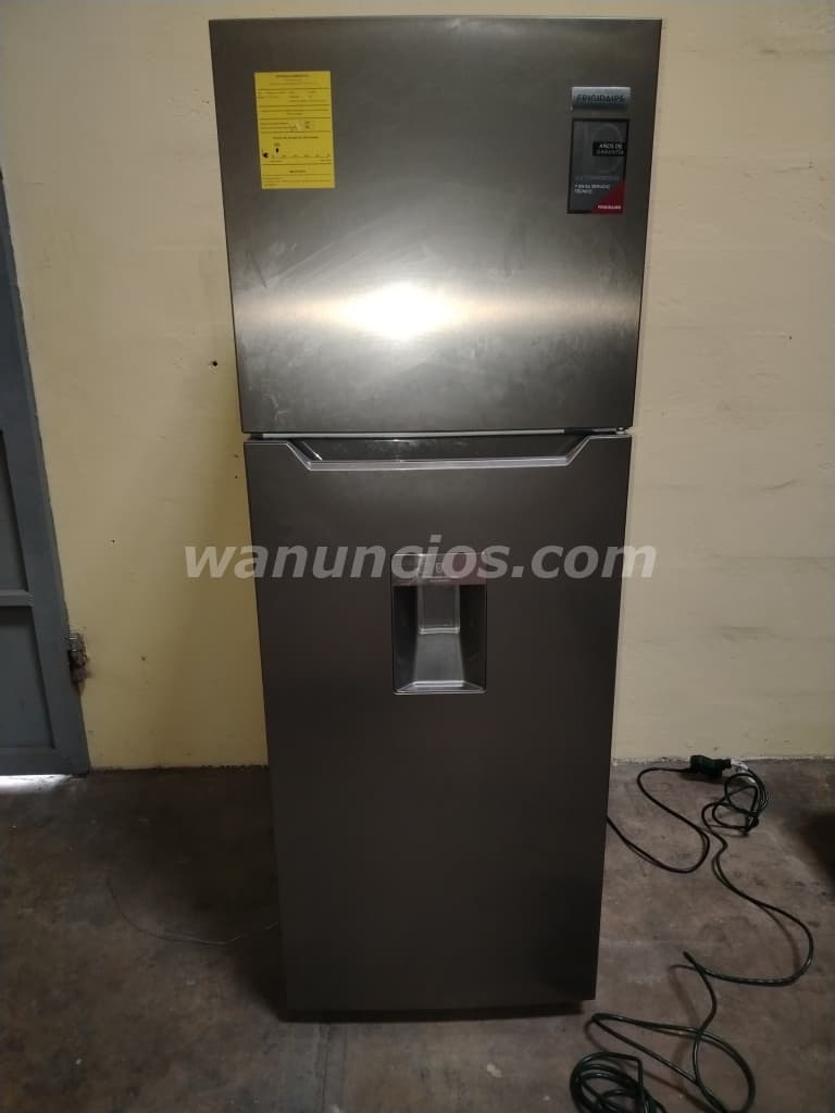 350 US$ - SE VENDE NEVERA FRIGIDAIRE CON POCO TIEMPO DE USO (Ciudad Capital)