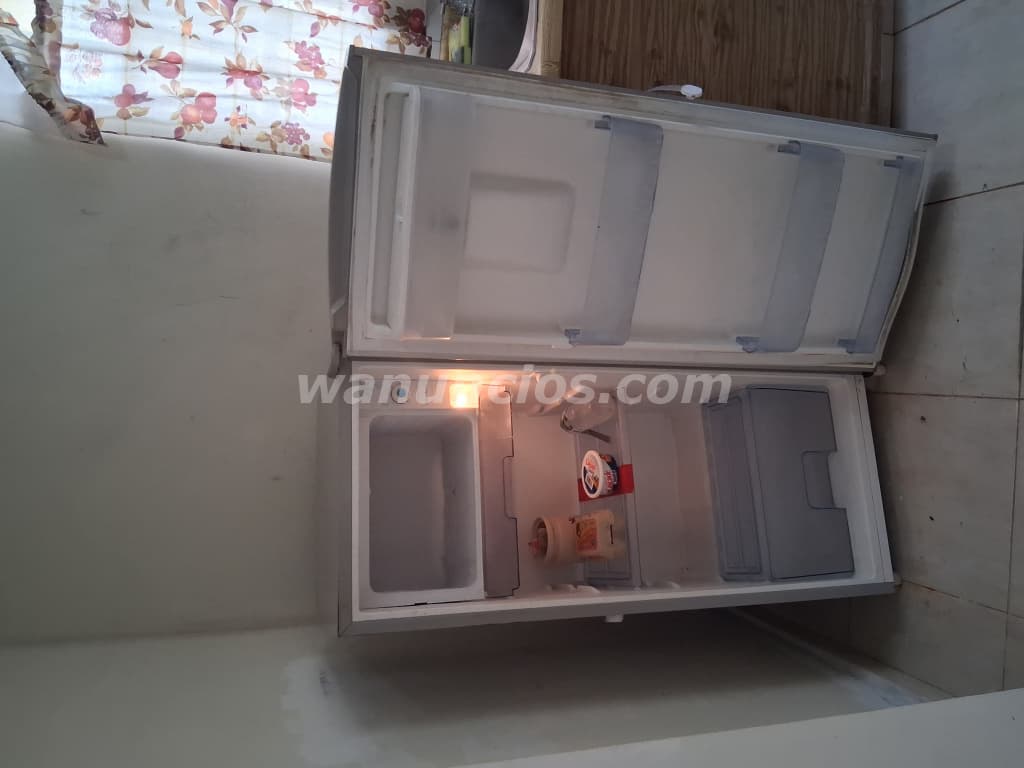 Venta de Refrigeradora HISENSE con dispensador de agua (Villa lucre) 2