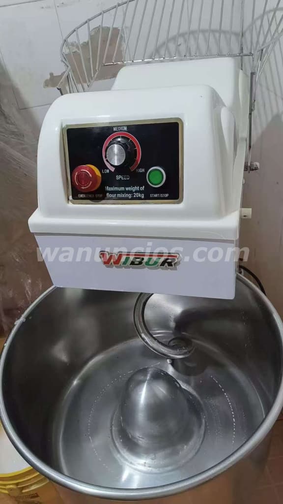2.000 US$ - Ventas de maquinarias de uso para panaderías (Don Bosco Bello Horizonte) 3