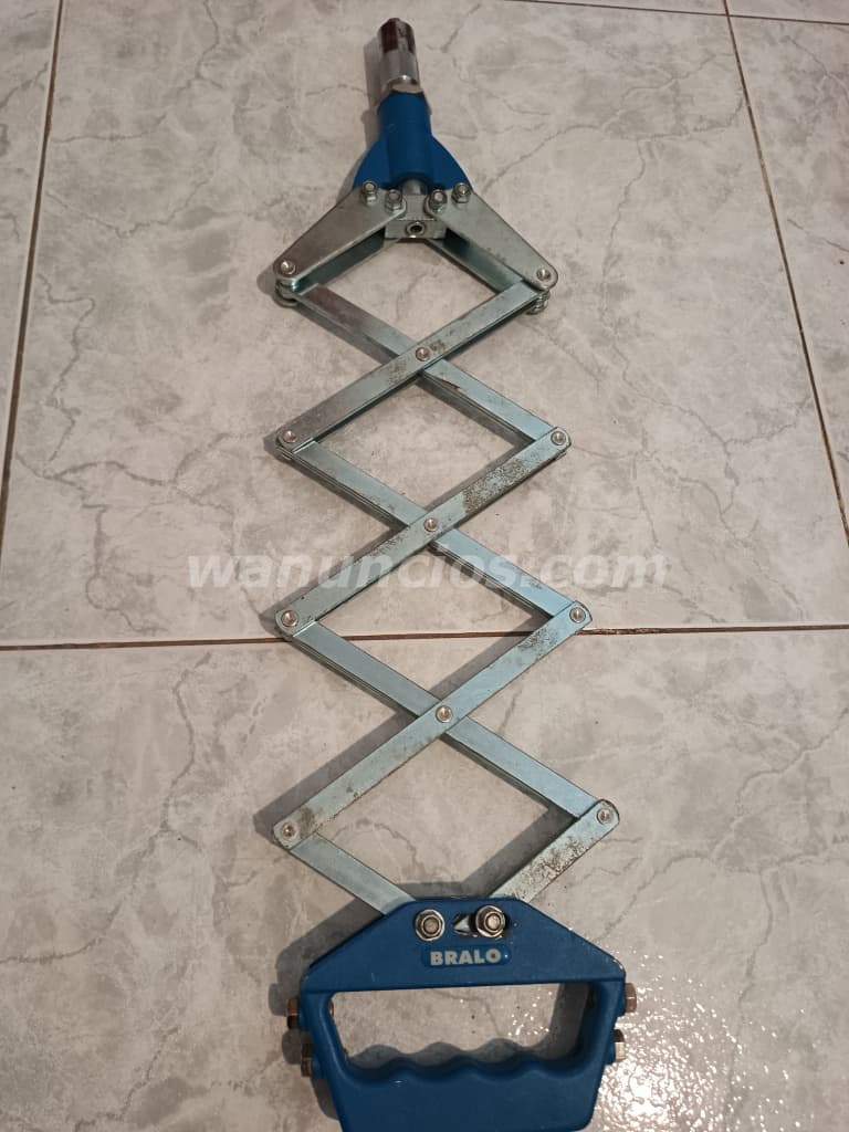 50 € - Vendo remachadora BRALO en perfecto estado (Getafe centro) 2