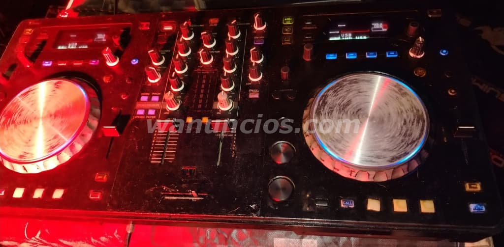 500 US$ - Se VENDE Controlador de Dj Pioneer XDJ-R1 (Ciudad Capital)