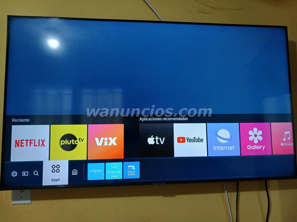300 US$ - TV Samsung 4k 50" + Barra de sonido Sony 400W (Panama este)