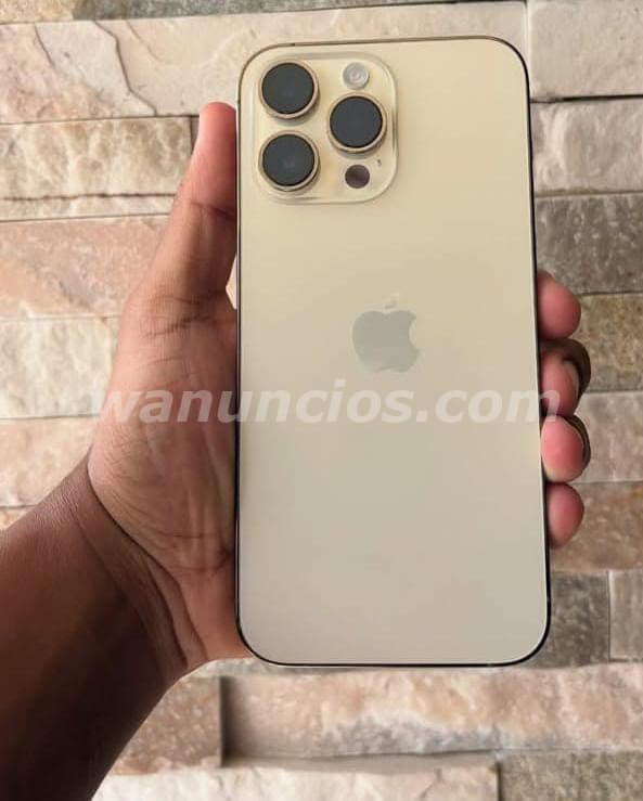 200 US$ - iPhone 13 pro max 256GB Excelente estado (Puerto plata)