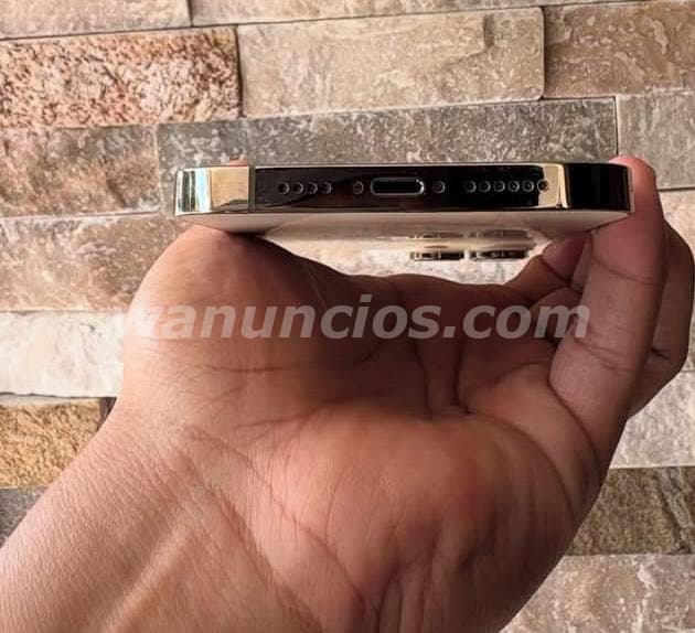 200 US$ - iPhone 13 pro max 256GB Excelente estado (Puerto plata) 2
